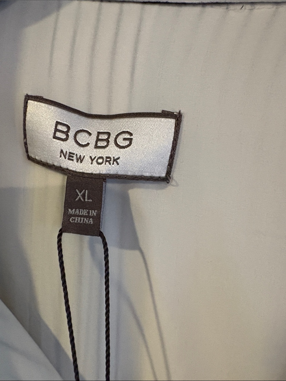 BCBG New York White with Black Pinstripes, Long Sleeve Shirt Dress Size XL NWT - Picture 3 of 9